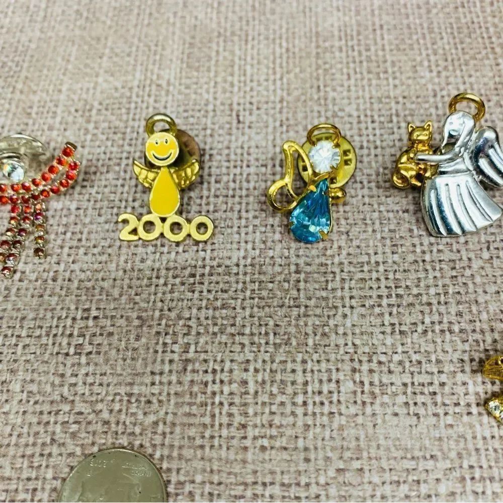 Angel and Religious Pin Bundle‎ - Picture 3 of 5